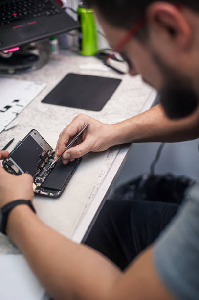 Mobile Repair in Bute